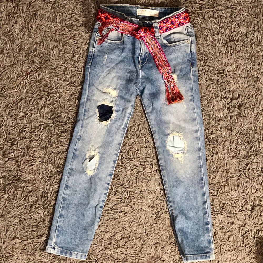 Zara Girl’s Ripped Denim w/Embroidered Belt